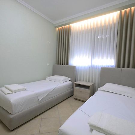 Holiday Apartment Vlorë Exterior foto